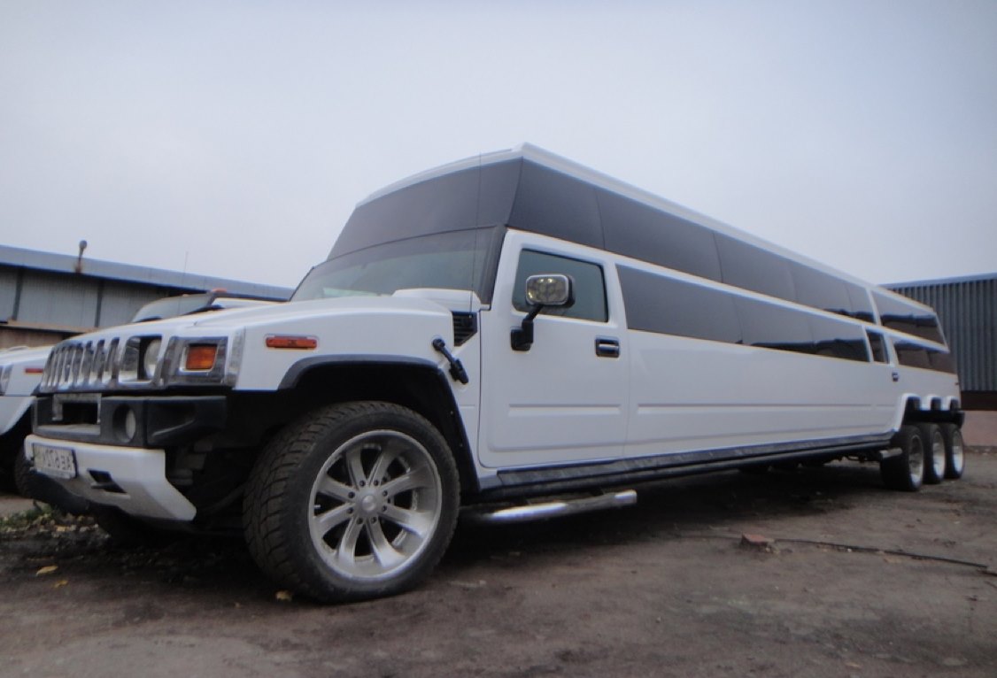 8-колесный лимузин Hummer H2 Super | Лимузины в Санкт-Петербурге